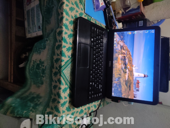 Dell Inspiron 4gb ram 300hdd